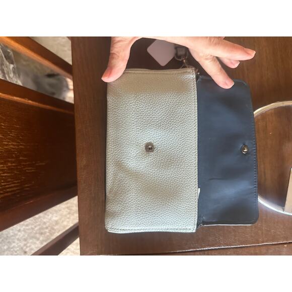 Coach Triple Pebble Zip Wallet Clutch Wristlet Blue Gray Women's EUC - Picture 8 of 10